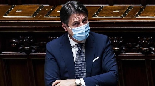 Conte: "Sta arrivando un'impennata di contagi Covid in Italia"