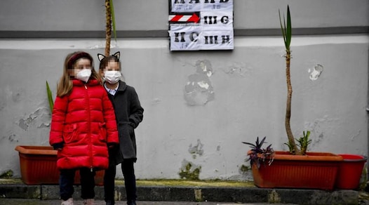 "Il Covid-19 diventerà un banale raffreddore"