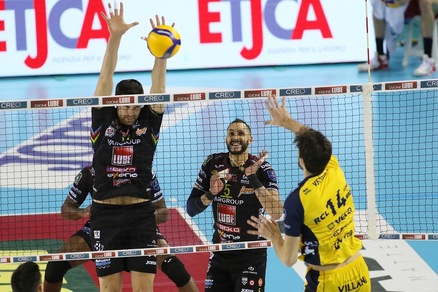 Civitanova trema ma batte Modena