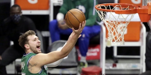 Nba: show di Doncic e Jokic, ma Dallas e Denver ko. Pelicans, Melli resta fuori