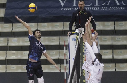 Siena non si ferma: superata Ortona