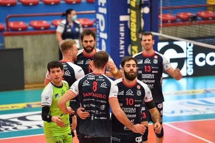 Bergamo fugge, cadono Taranto e Cuneo