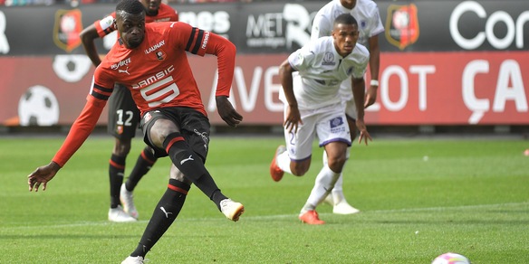 Calciomercato Venezia, idea Niang. E c'è il sogno Caldara