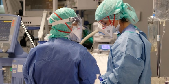 Coronavirus, 83 decessi in Italia in 24 ore. 3.351 i nuovi casi