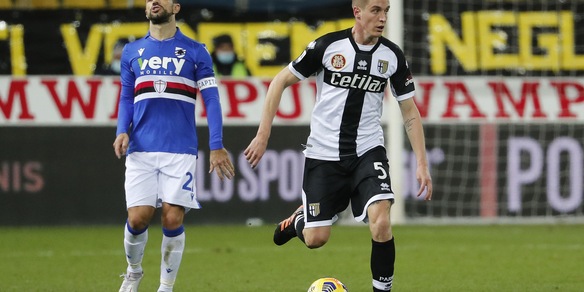 Parma, Conti: "Dobbiamo fare 27 punti". Bani: "Serve spavalderia per salvarci"