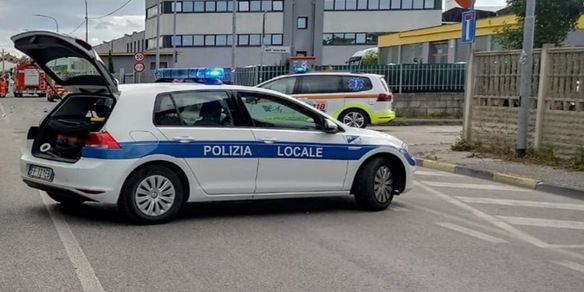Auto non assicurata da 5 anni, multa e sequestro nel marchigiano