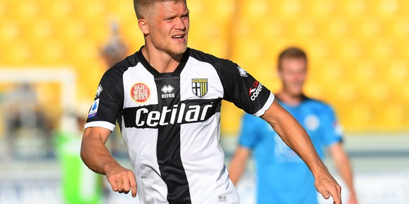 Parma, distrazione agli adduttori per Cornelius