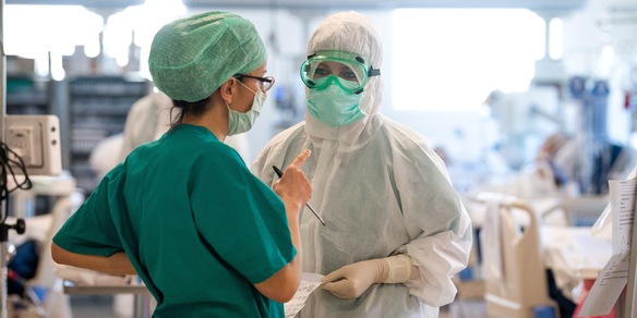 Coronavirus in Italia, 18.040 nuovi casi. Il tasso di positività sale al 9.3%