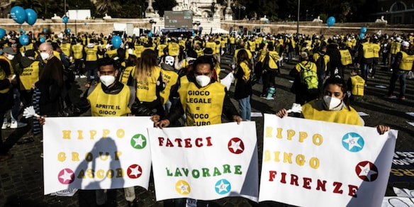 Gioco legale, protesta in piazza