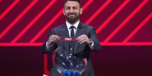 De Rossi: "Stadio Roma? Siamo rimasti col plastico. È un peccato"