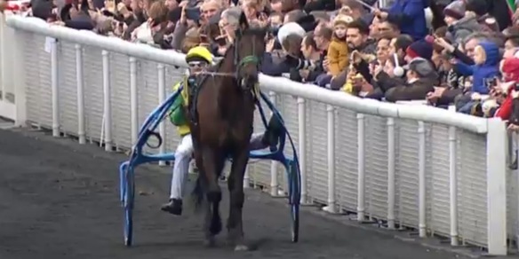 Tony Gio si congeda nel Paris