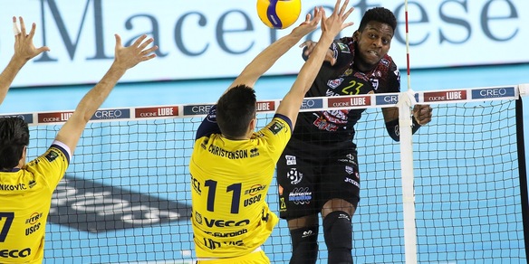 Civitanova batte Modena in tre set
