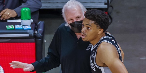 Nba, Williamson piega Dallas e nuovo record per Popovich