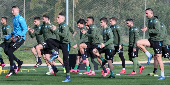 Napoli, il responsabile tamponi: "Vaccinare i giocatori"