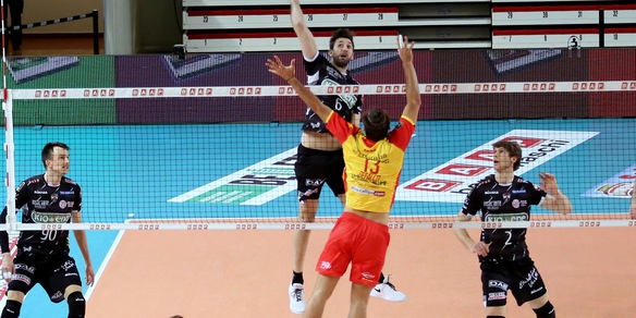 I giovani di Padova travolgono Vibo