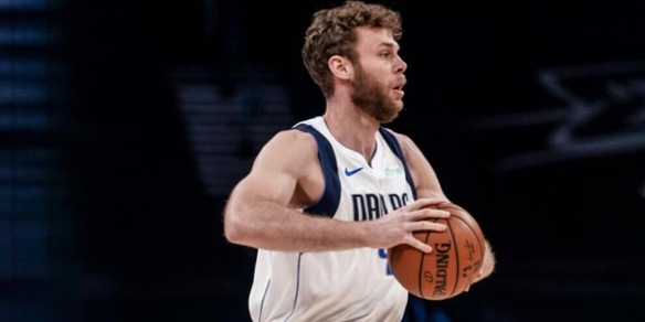 Nba, Dallas crolla con gli Spurs: 6 punti per Melli