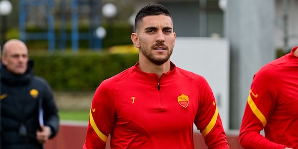 Roma, Pellegrini riprende in campo Villar. Giannini: "Gesto da vero capitano"