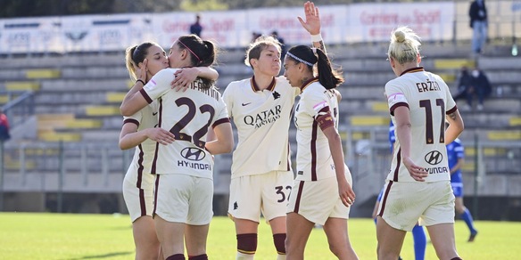 La Roma batte 2-1 la Fiorentina e blinda il quarto posto a +8