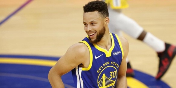 Nba, Jazz battono i Lakers. Warriors ok con 49 punti di Curry