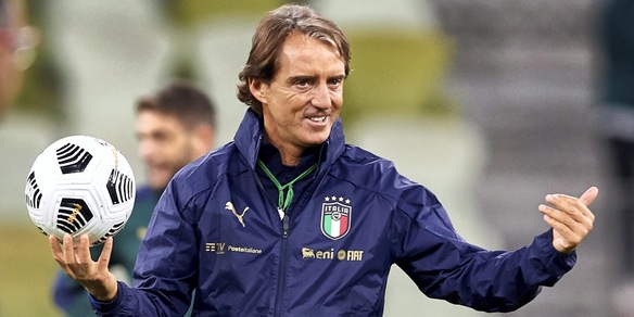 Euro2020 e l'obiettivo di Mancini: "Firmare autografi da campione"