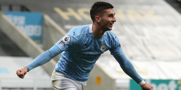 Super Torres, tripletta da applausi: Guardiola batte il Newcastle