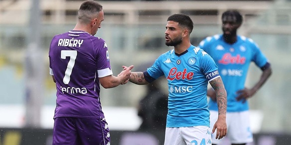 Ribery, una maglia non basta: ne servono due per Insigne e Zielinski