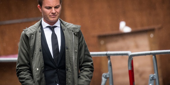 F1, Rosberg in aiuto della Sardegna: piantati 4000 alberi nell'Oristanese