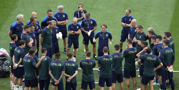 Il cielo è azzurro sopra l'Italia