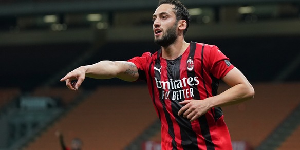 Milan, insidia spagnola tra Calhanoglu e De Paul