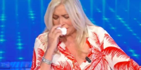Mara Venier, le lacrime a Domenica In: "Mi è cambiata la vita"