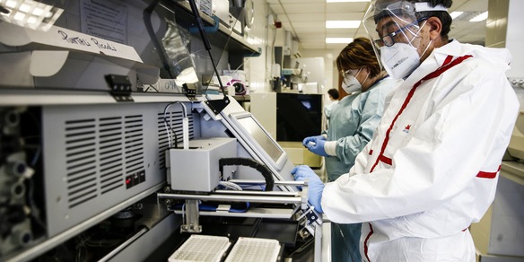 Covid, il bollettino odierno: 13 morti e 1.394 nuovi casi