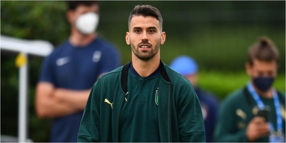 Italia, la carica di Spinazzola: è sceso insieme ai compagni in stampelle