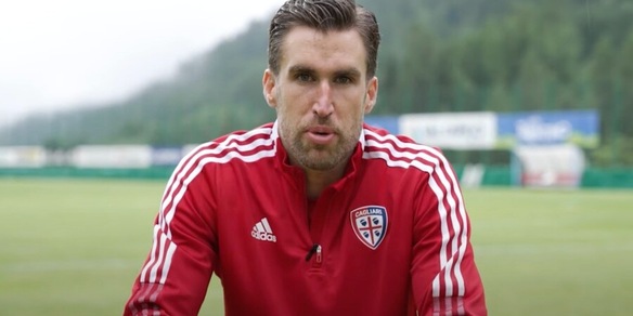 Cagliari, parla Strootman: "Non vedo l'ora di ricominciare"