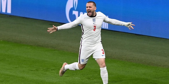 Incredibile, Shaw ha giocato contro l'Italia con le costole rotte!