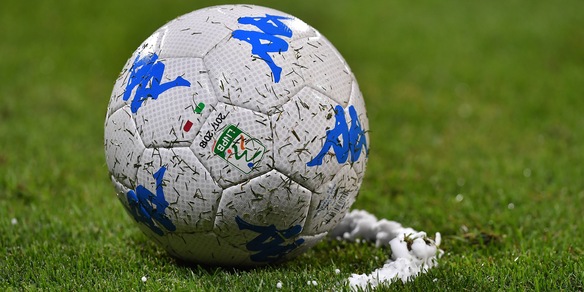 Crotone, un positivo al Covid-19 nel gruppo squadra