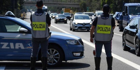 Aprilia, contromano sulla Pontina: fermato 70enne in stato confusionale