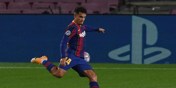 Covid, Barcellona nei guai: positivi anche Coutinho, Dest e Abde