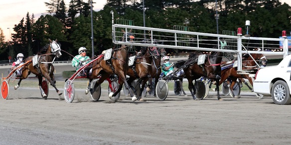 Digne et Droit, niente Cesena