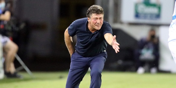 Mazzarri spreme il Cagliari: doppia seduta tra palestra e campo