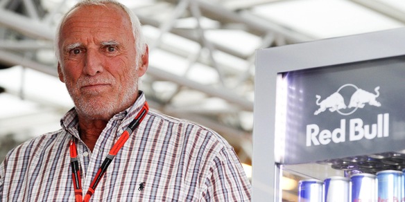 F1 Red Bull, ultimatum Mateschitz: «Tre settimane per la power unit»