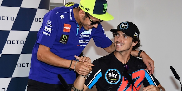 MotoGP, Rossi elogia Bagnaia: "Merito suo su Ducati è tornata al top"