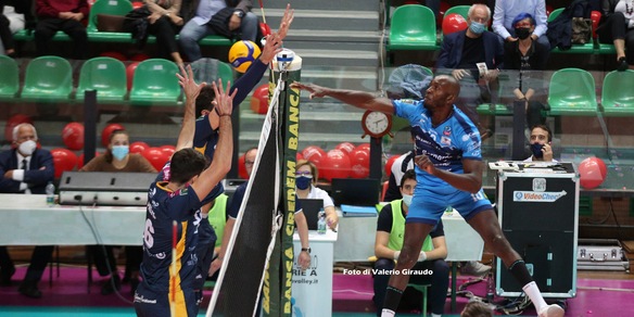 Dopo due giornate in tre al comando