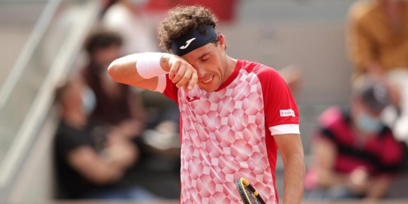Cecchinato rinuncia alla finale del Losinj Open: titolo a Taberner