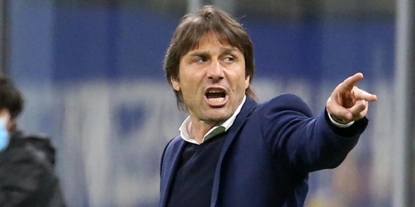 "Conte pronto a sostituire Solskjaer allo United"