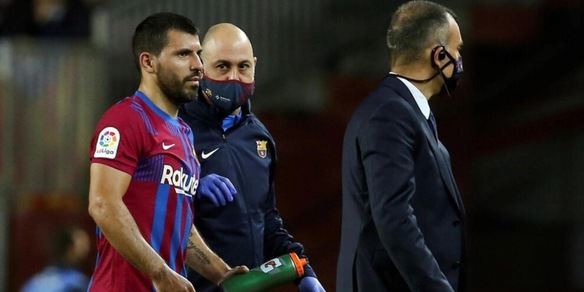 Barcellona, Aguero deve curarsi: fuori almeno tre mesi