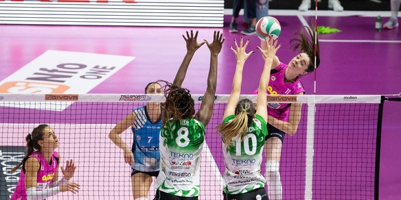 Casalmaggiore supera Vallefoglia in tre set