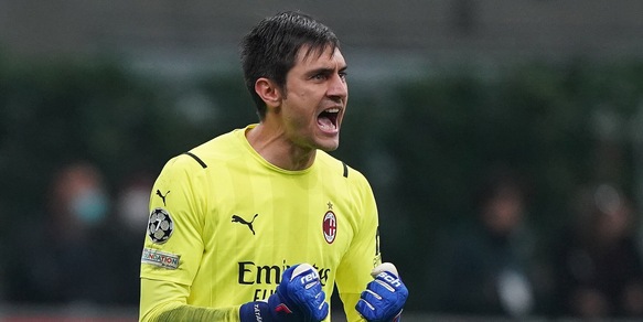 Tatarusanu: "Al Milan lavoriamo bene. Il Napoli è l'avversaria per lo scudetto"