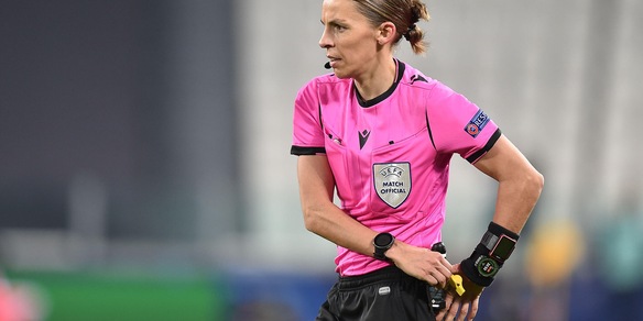 Italia femminile, Frappart arbitrerà la sfida con la Svizzera