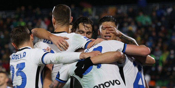 Venezia-Inter 0-2: decidono Calhanoglu e Lautaro Martinez