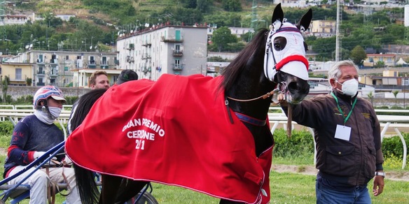 Capital Mail, gita in Riviera